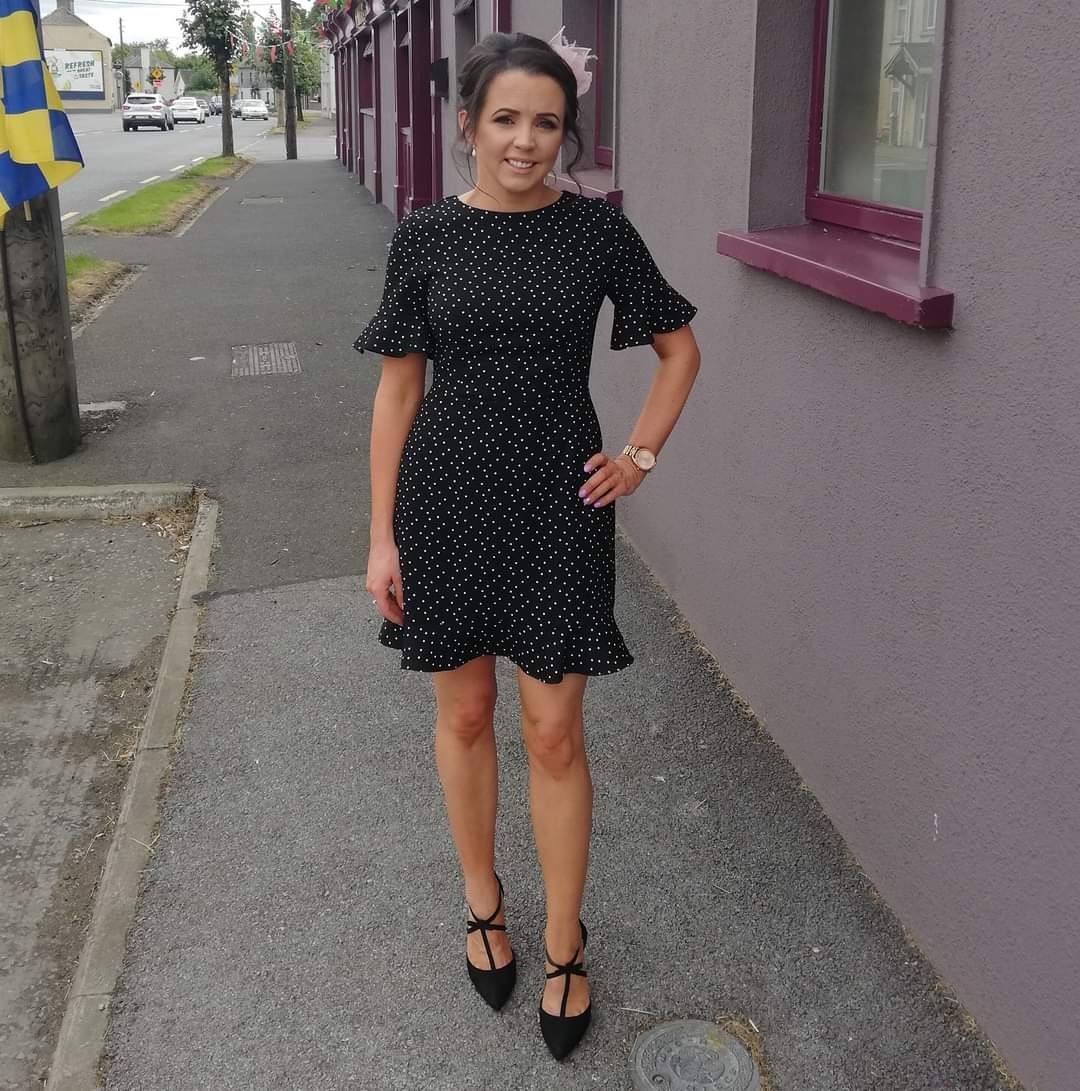 The article's author Sandra Kelly standing on a pavement